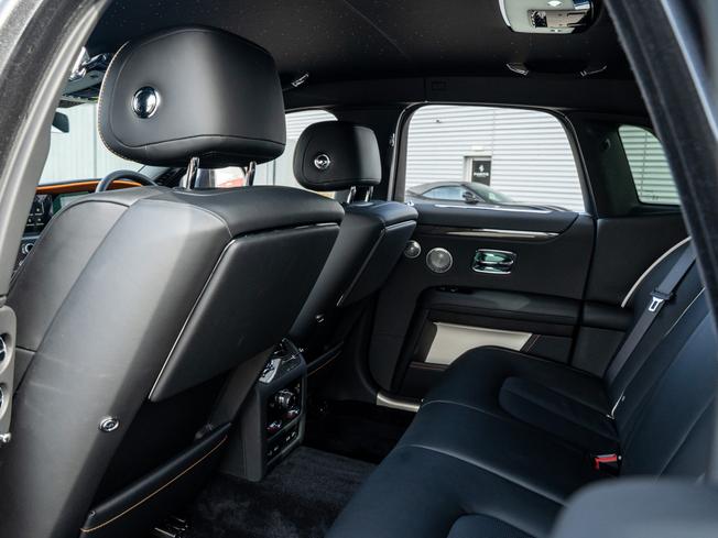 ROLLS-ROYCE Ghost Series Ii Photo 23