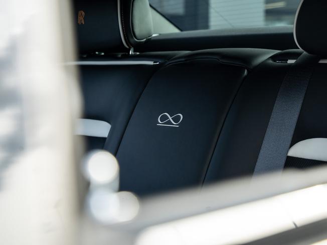 ROLLS-ROYCE Ghost Series Ii Photo 25