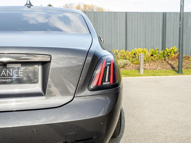 ROLLS-ROYCE Ghost Series Ii Photo 46