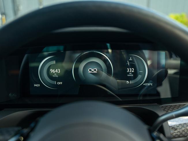 ROLLS-ROYCE Ghost Photo 14
