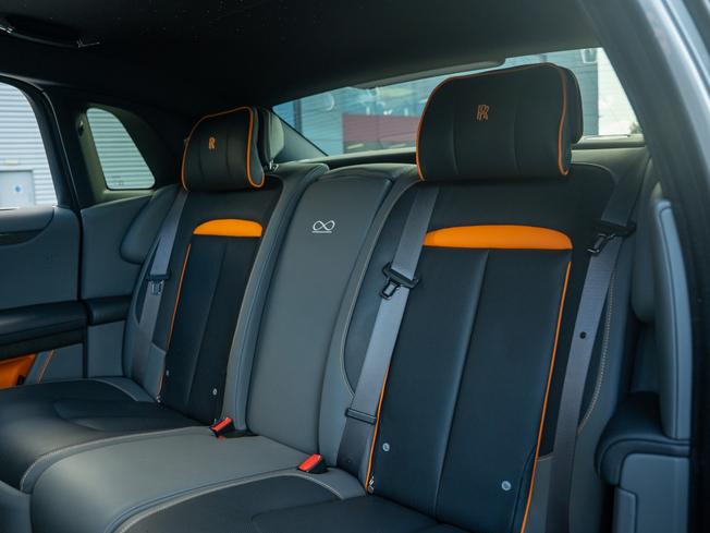 ROLLS-ROYCE Ghost Photo 24