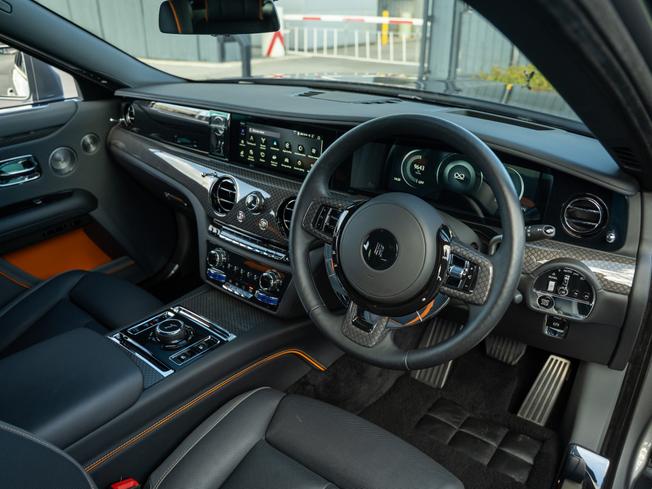 ROLLS-ROYCE Ghost Photo 8