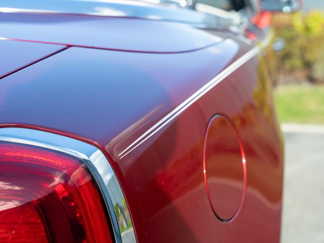 ROLLS-ROYCE Dawn Photo 34