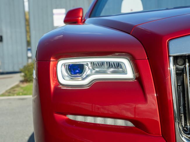 ROLLS-ROYCE Dawn Photo 43