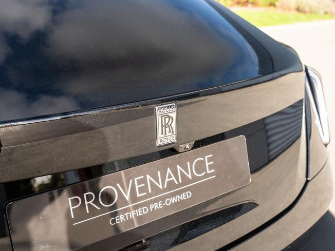 ROLLS-ROYCE Spectre Photo 35