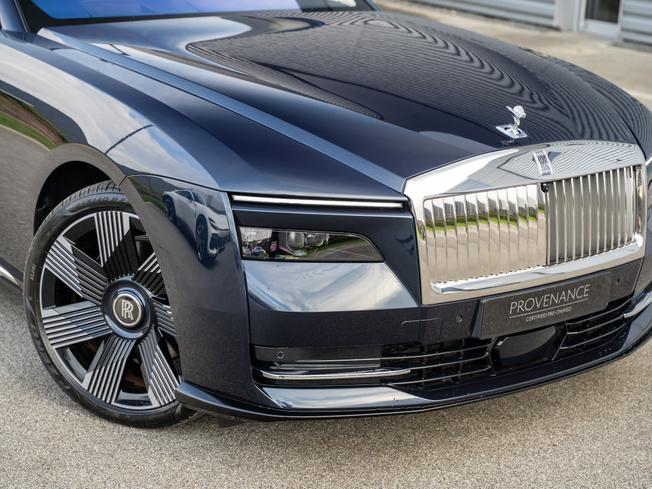 ROLLS-ROYCE Spectre Photo 41