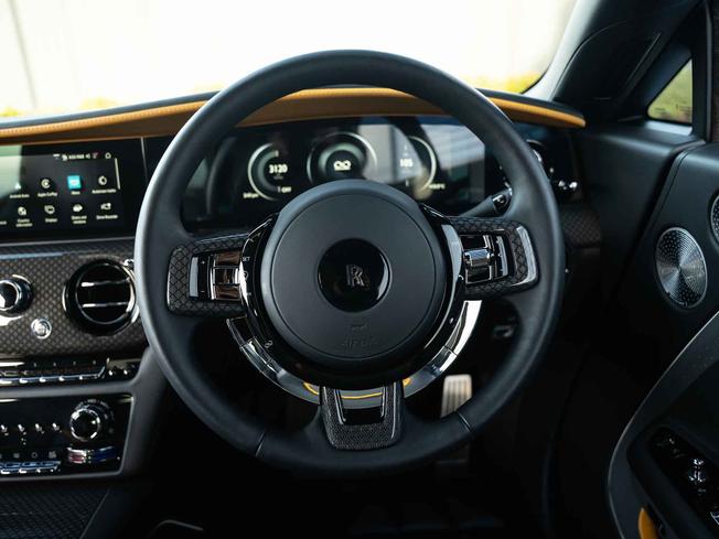 ROLLS-ROYCE Spectre Photo 19