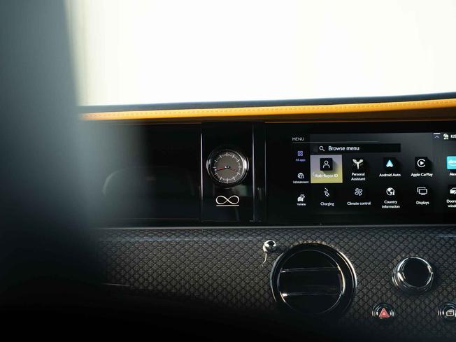 ROLLS-ROYCE Spectre Photo 21