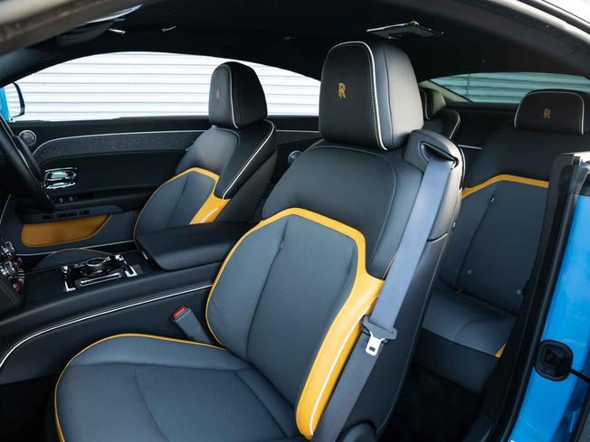 ROLLS-ROYCE Spectre Photo 23