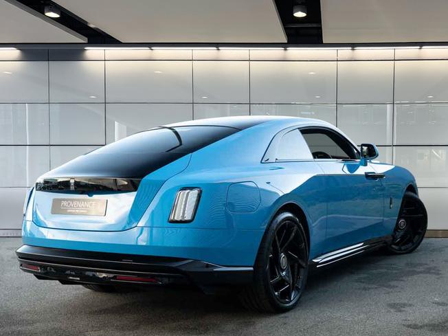 ROLLS-ROYCE Spectre Photo 26