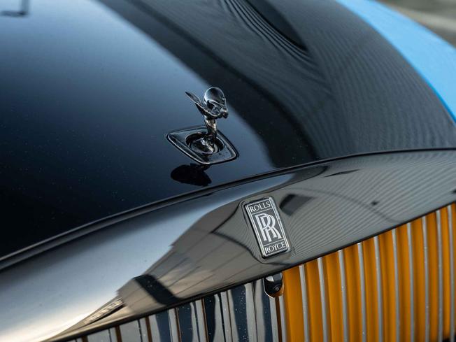 ROLLS-ROYCE Spectre Photo 44