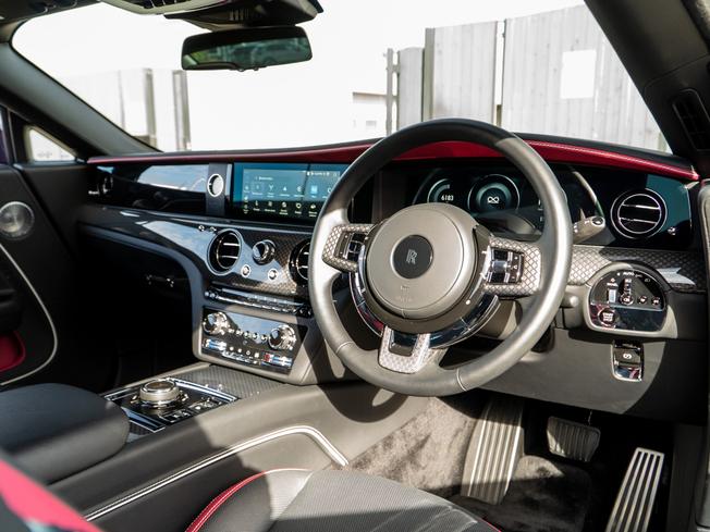 ROLLS-ROYCE Spectre Photo 11