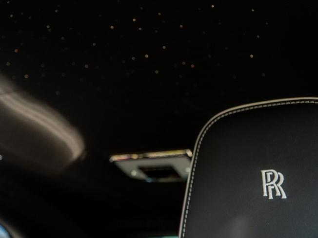 ROLLS-ROYCE Spectre Photo 26
