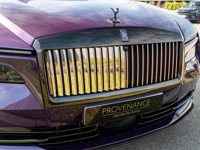 ROLLS-ROYCE Spectre Photo 33
