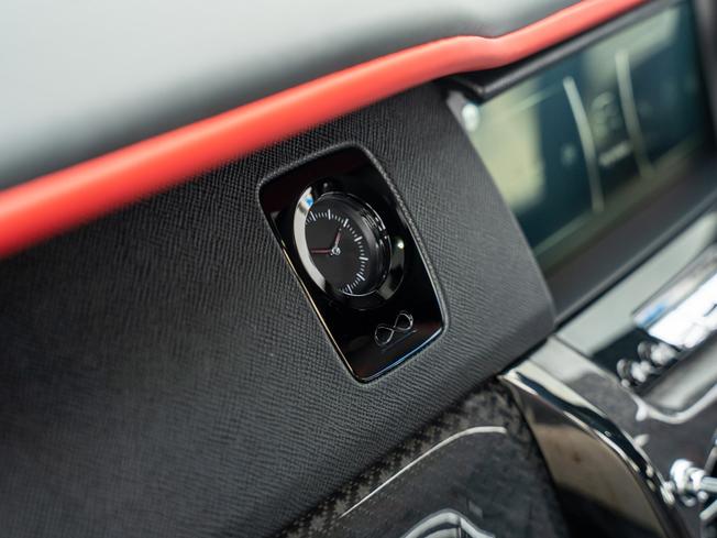ROLLS-ROYCE Cullinan Photo 28