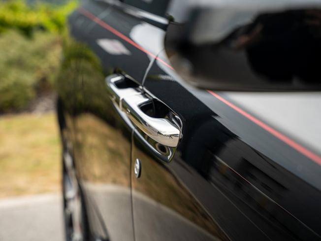 ROLLS-ROYCE Cullinan Photo 44