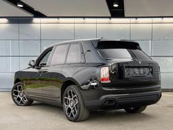 ROLLS-ROYCE Cullinan Photo 2
