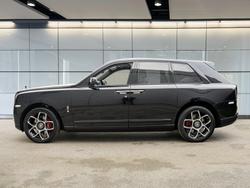 ROLLS-ROYCE Cullinan Photo 3