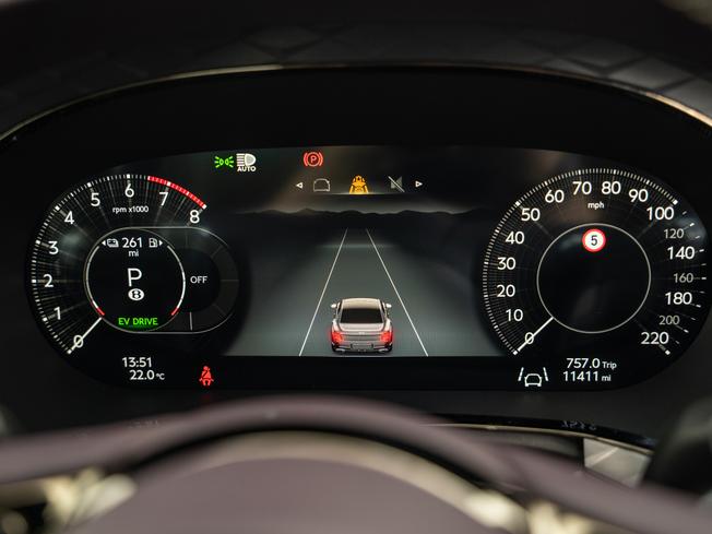BENTLEY Flying Spur Photo 18
