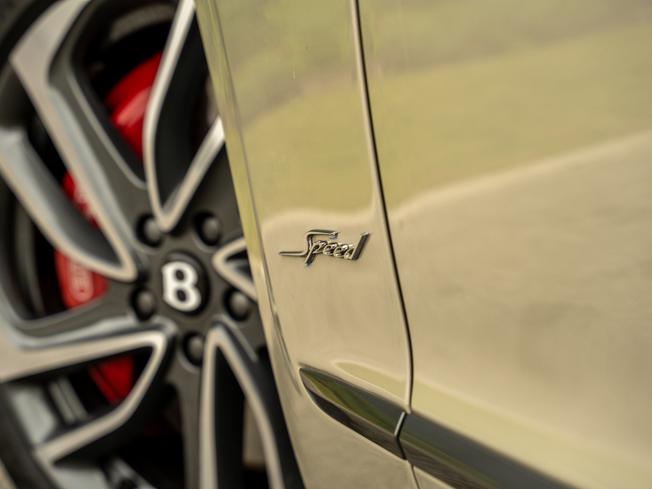 BENTLEY Flying Spur Photo 9