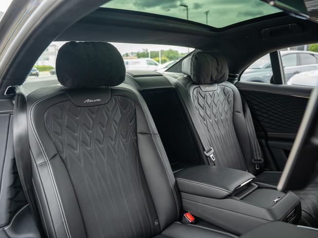 BENTLEY Flying Spur Photo 20