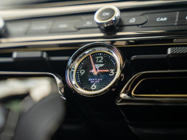 BENTLEY Flying Spur Photo 30