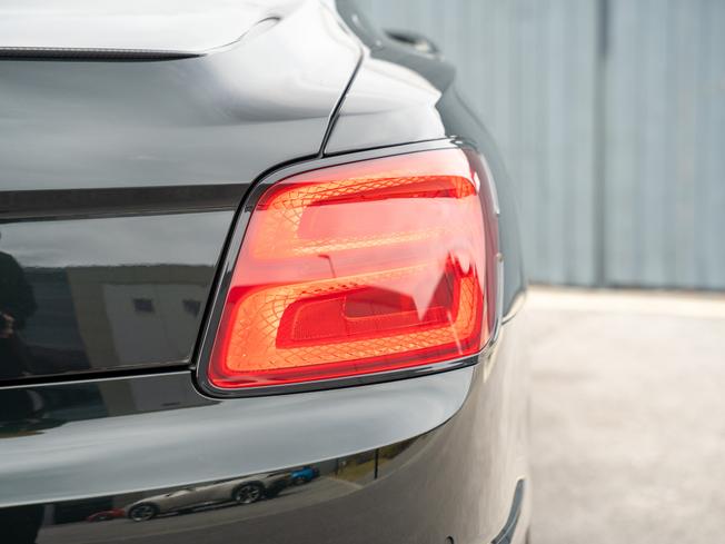 BENTLEY Flying Spur Photo 50