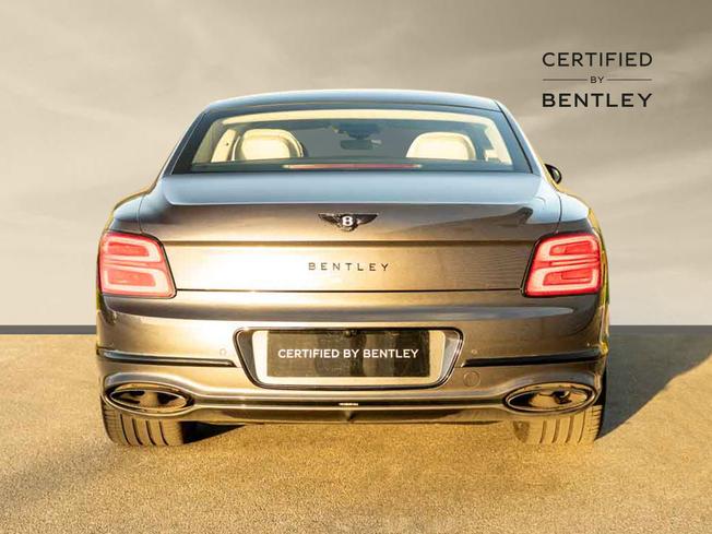 BENTLEY Flying Spur Photo 16
