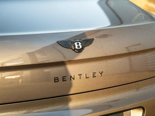 BENTLEY Flying Spur Photo 8