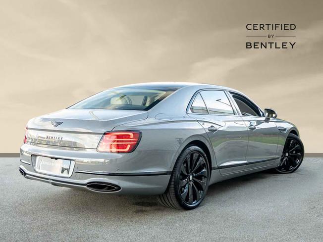 BENTLEY Flying Spur Photo 14