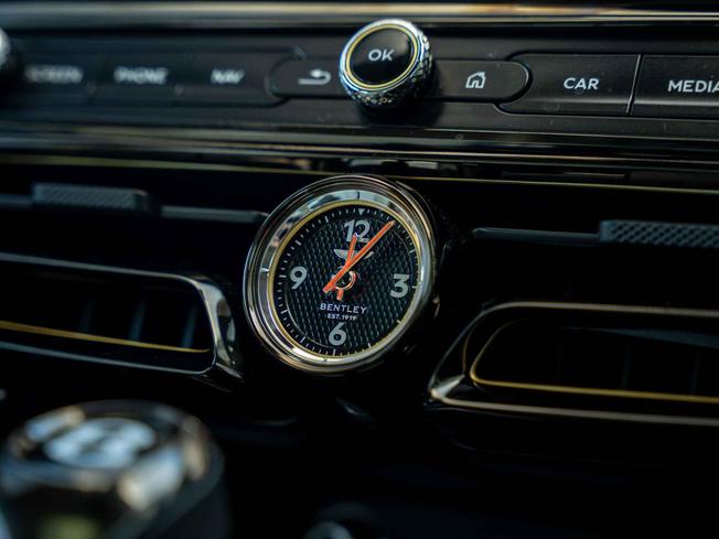 BENTLEY Flying Spur Photo 28