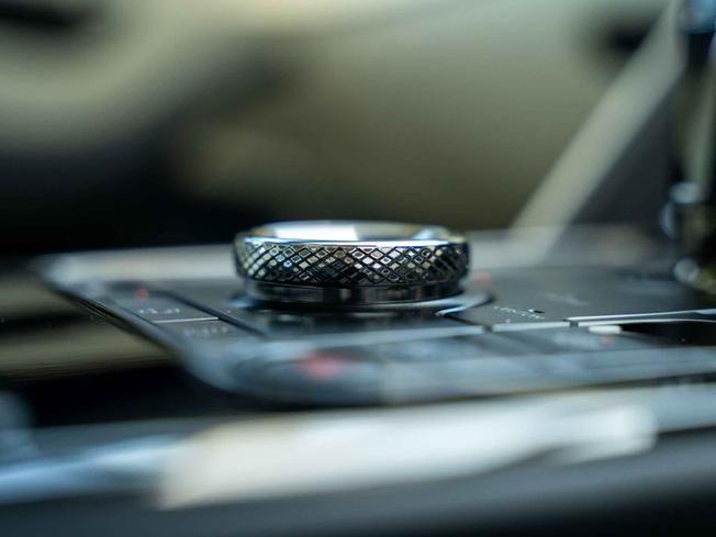 BENTLEY Flying Spur Photo 31