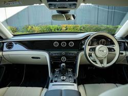 BENTLEY Flying Spur Photo 4