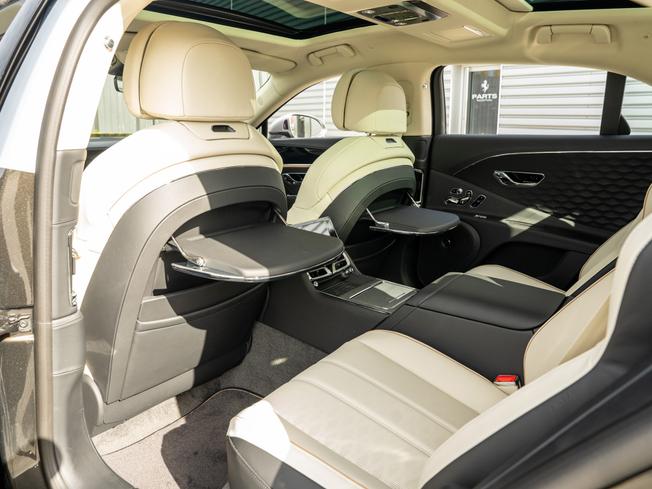 BENTLEY Flying Spur Photo 22