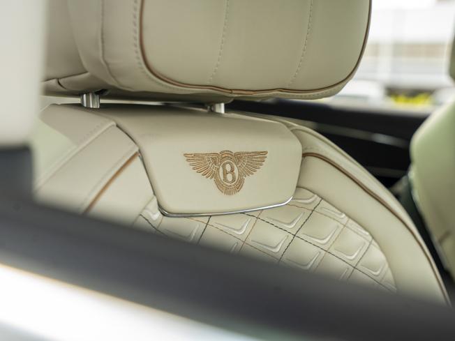 BENTLEY Flying Spur Photo 26