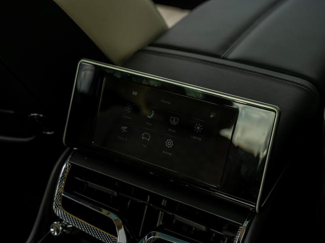 BENTLEY Flying Spur Photo 27