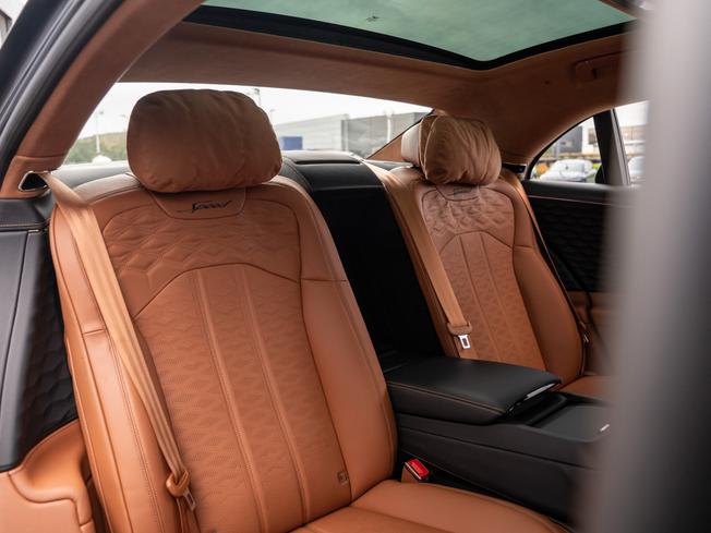 Bentley Flying Spur Photo 22