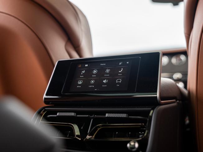 Bentley Flying Spur Photo 28