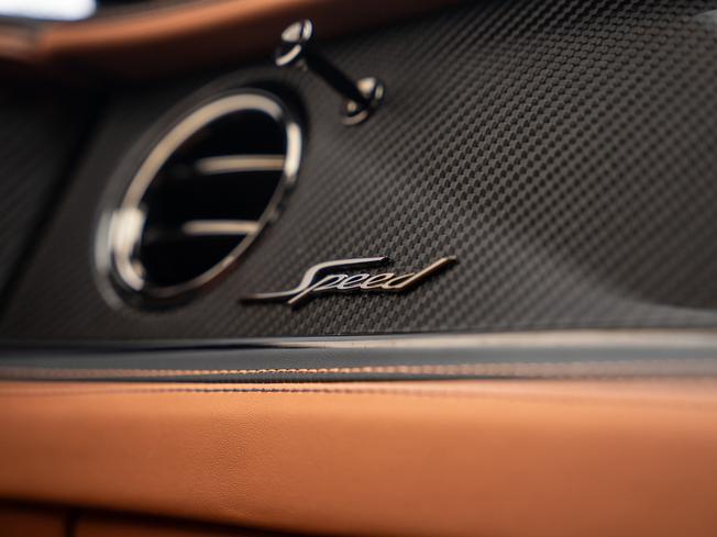 Bentley Flying Spur Photo 36