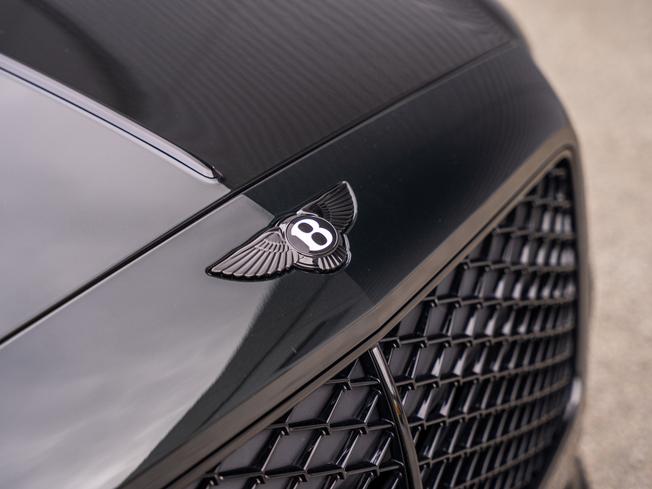 Bentley Flying Spur Photo 42