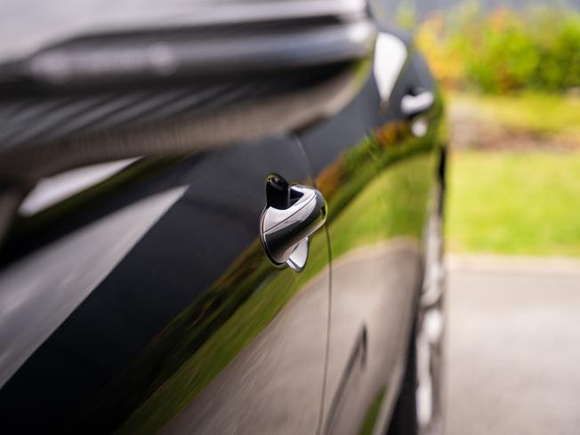 Bentley Flying Spur Photo 9