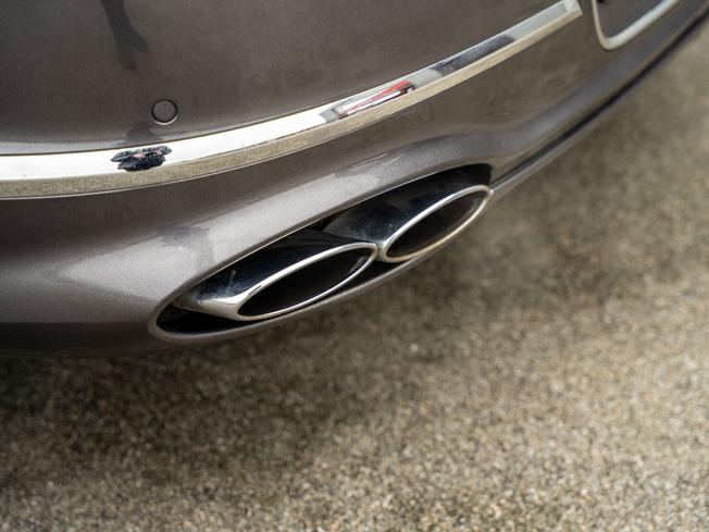 BENTLEY Flying Spur Photo 37