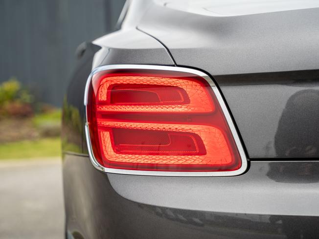 BENTLEY Flying Spur Photo 42