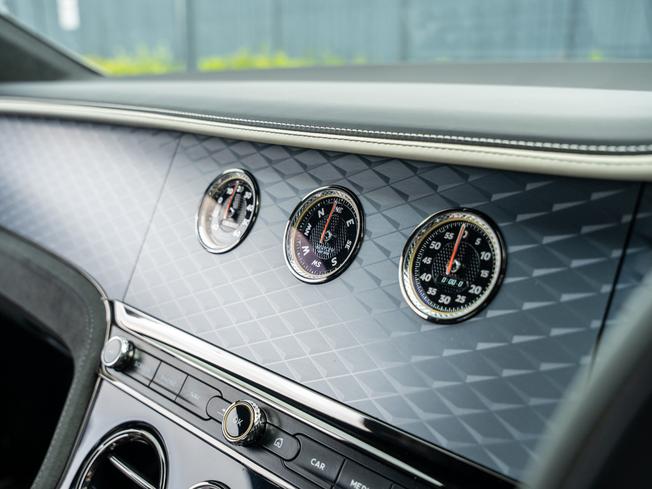 BENTLEY Continental Photo 29
