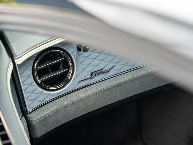 BENTLEY Continental Photo 32