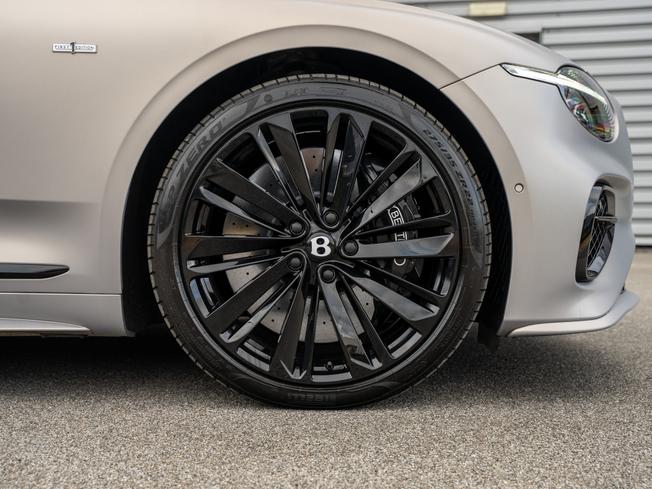 BENTLEY Continental Photo 6