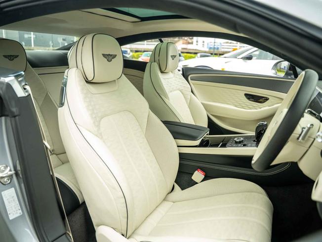 BENTLEY Continental Photo 21