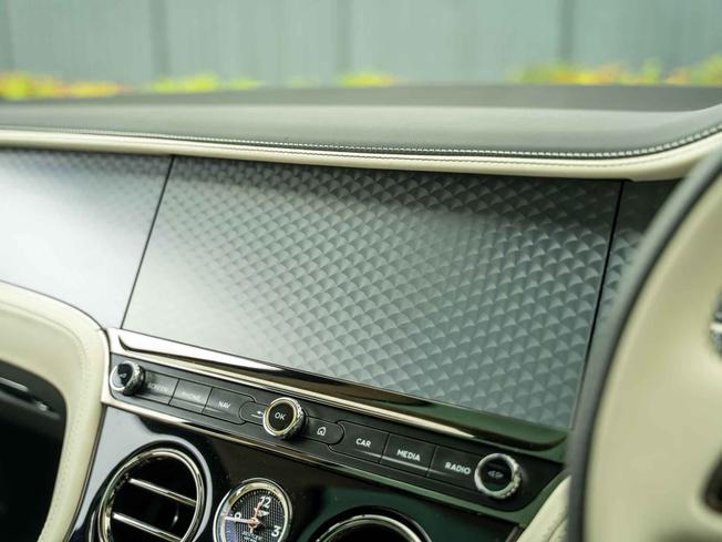 BENTLEY Continental Photo 27