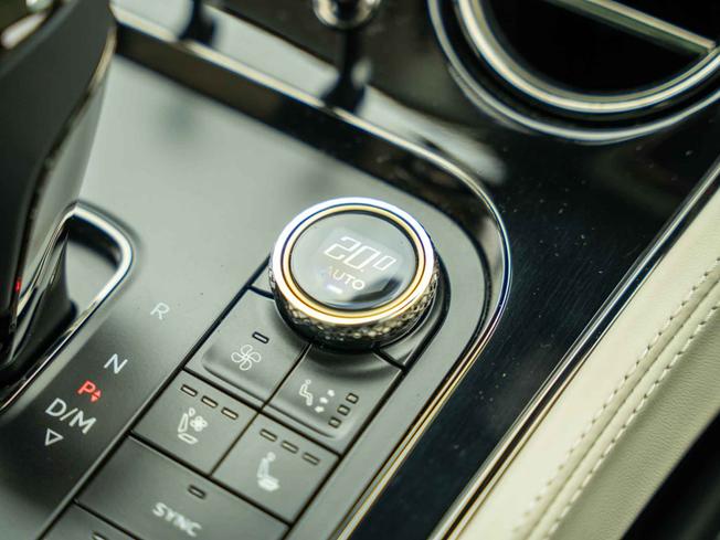 BENTLEY Continental Photo 29
