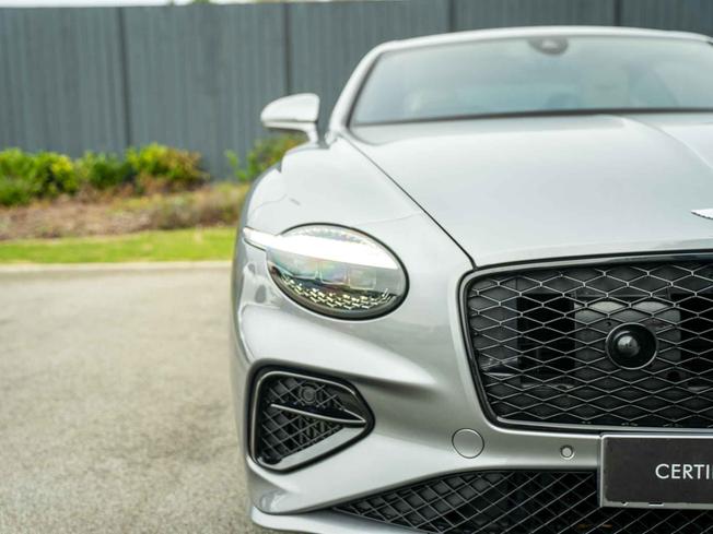 BENTLEY Continental Photo 39